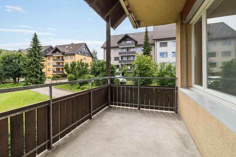 Aussenansicht + Balkon
