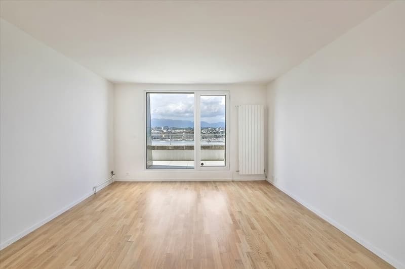 Magnifiques bureaux avec vue sur la rade ! (5)