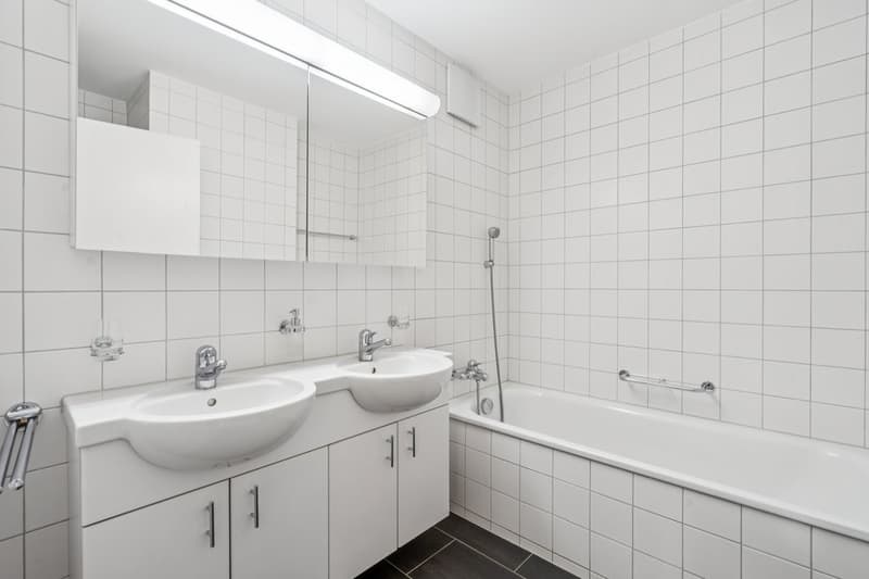 96630.01.0011_Badezimmer.jpg