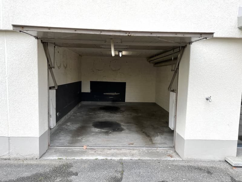 Garage zu vermieten! (2)