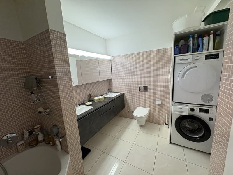 Hauptbadezimmer.jfif