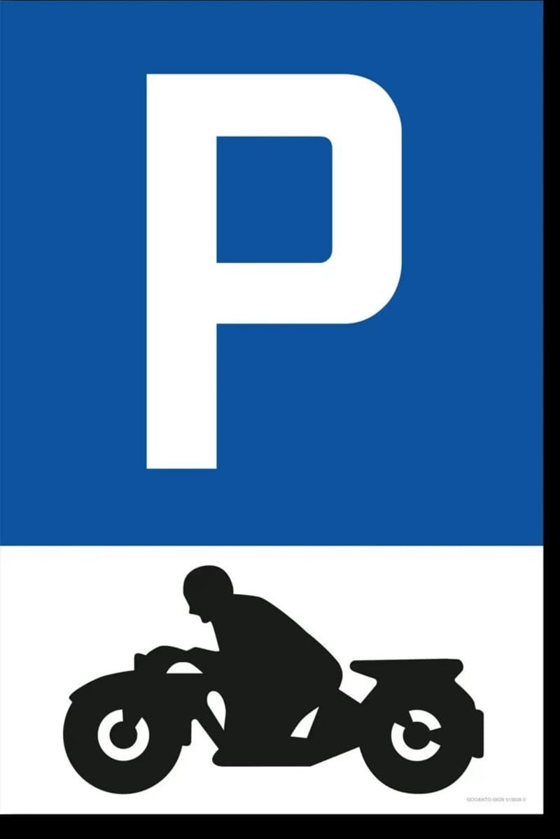 513828-W-A-30x45-Parken-Hoch-Motorrad-WEB-01.webp