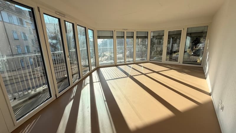 Photo2.jpg