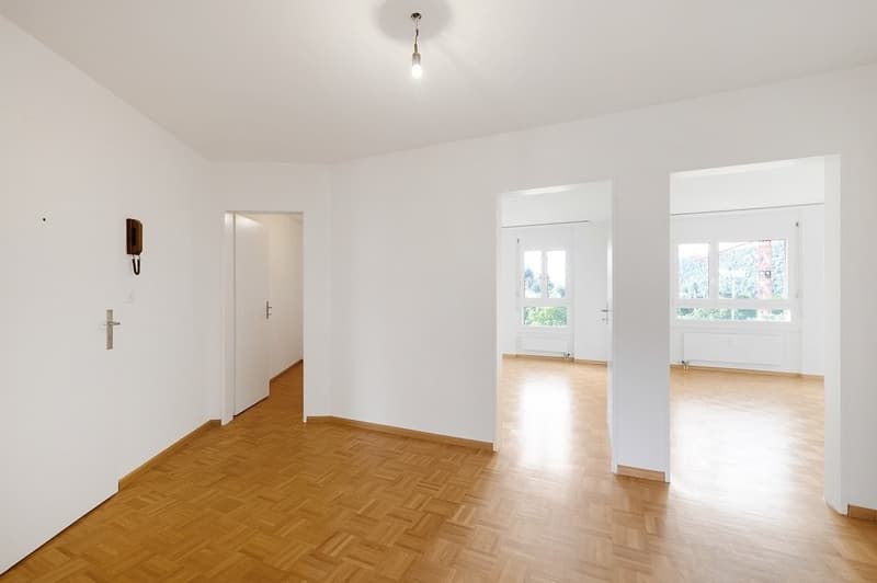 Helle Wohnung im städtischen Liestal mit ländlicher Aussicht (6)