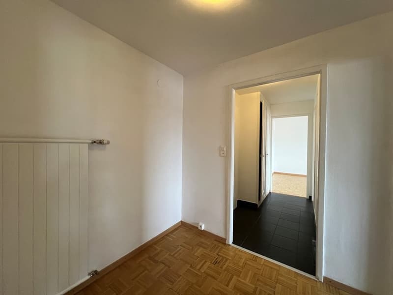 Hall.jpg