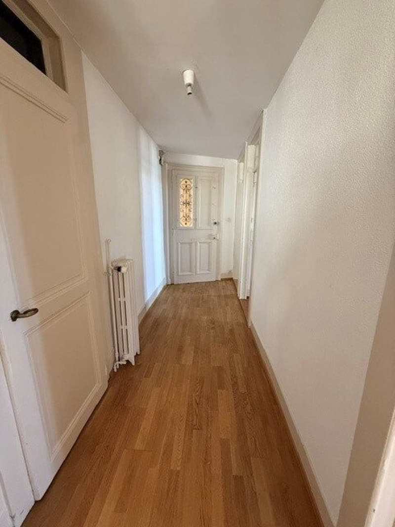 93372_-_hall.jpg