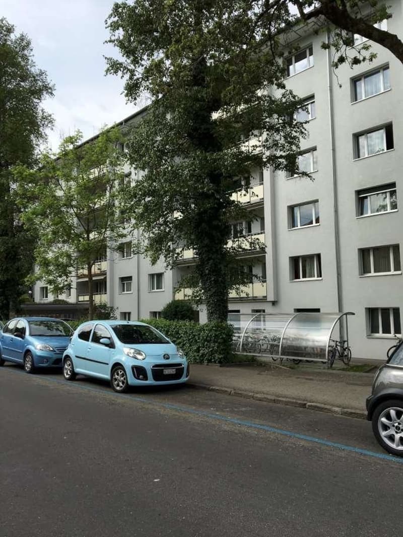 Attraktive Wohnung in Stadtnähe (1)