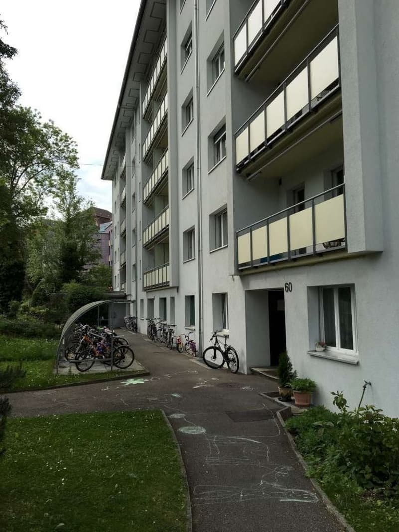 Attraktive Wohnung in Stadtnähe (2)