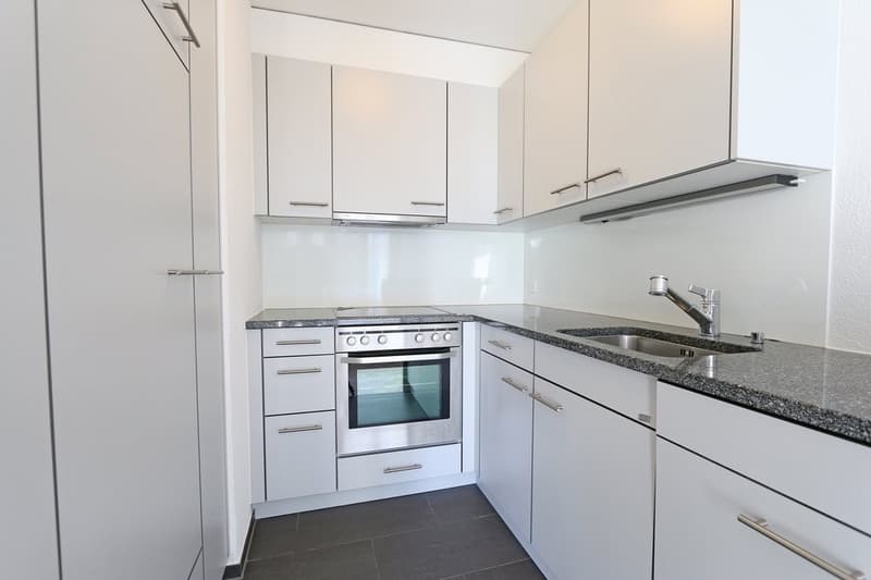 Helle und moderne Wohnung für Paare (2)