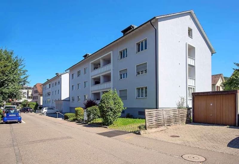 Ruhige Wohnung an zentraler Lage (1)