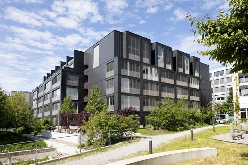 01736_01_AUSSENANSICHT_0002.JPG