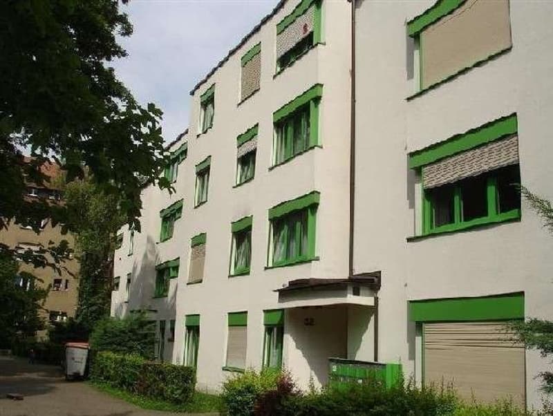 Einstellhallenplatz (1)