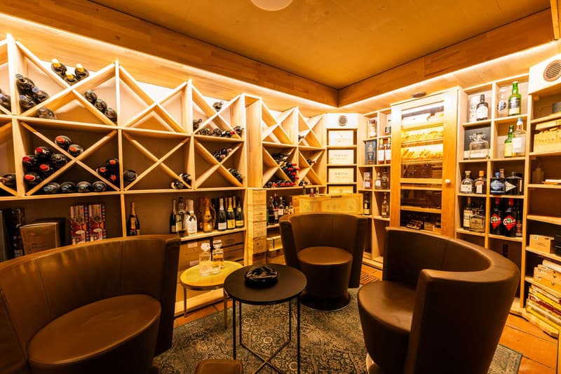 Weinkeller / Smoker-Lounge