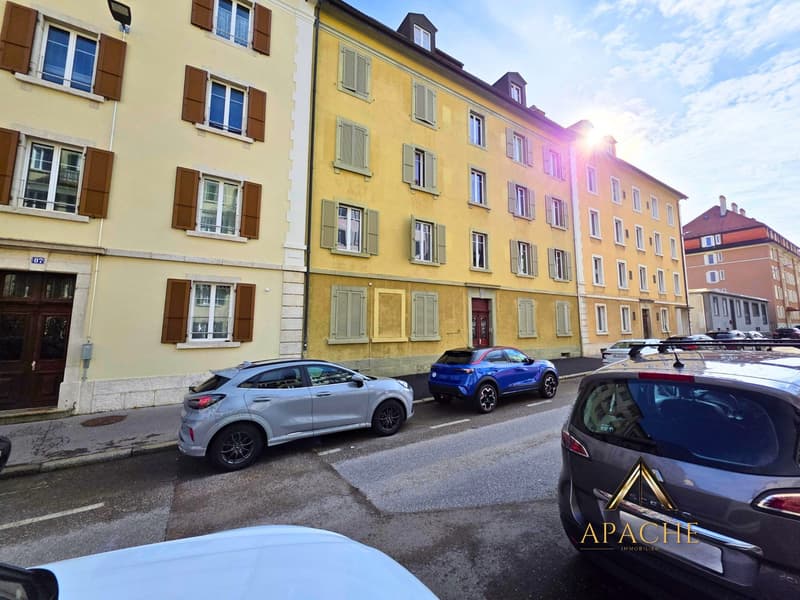 2 + 3.5 pièces ou 5.5 pièces avec grand balcon ? A vous de choisir ! (19)