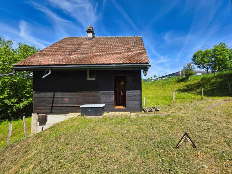 Chalet en pleine nature destiné à une société locale, un club ou une association (14)
