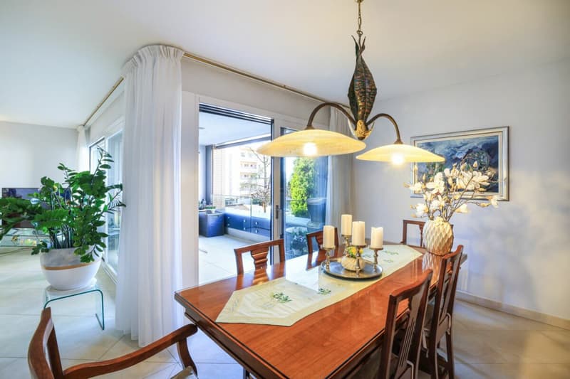 Zentrale 3.5-Zimmer-Wohnung in unmittelbarer Seenähe (5)