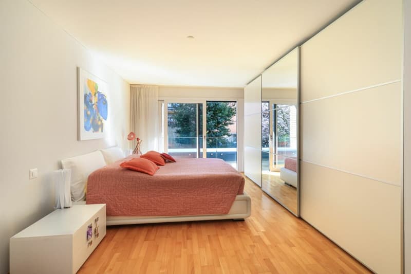 Zentrale 3.5-Zimmer-Wohnung in unmittelbarer Seenähe (4)