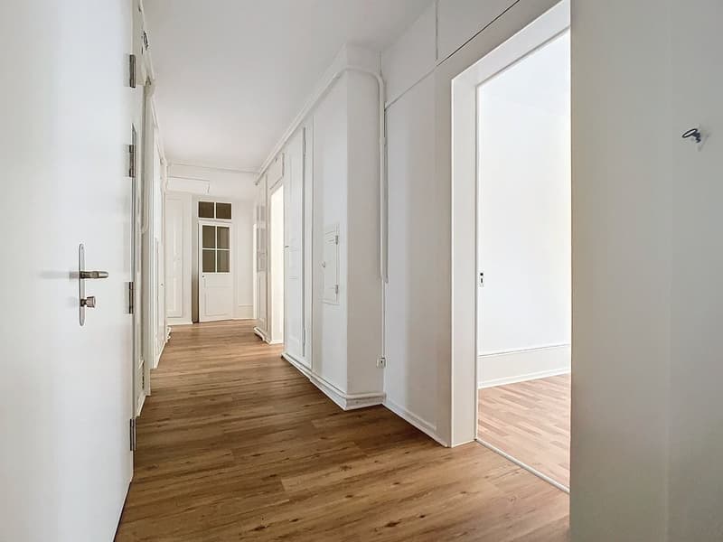 Hall.jpg