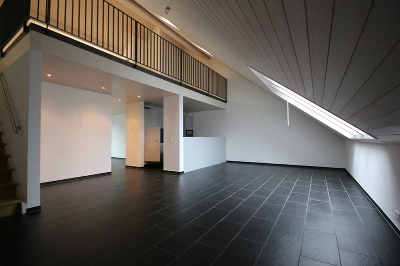Schöne Maisonette-Wohnung in Zentrum von Frick zu vermieten (4)