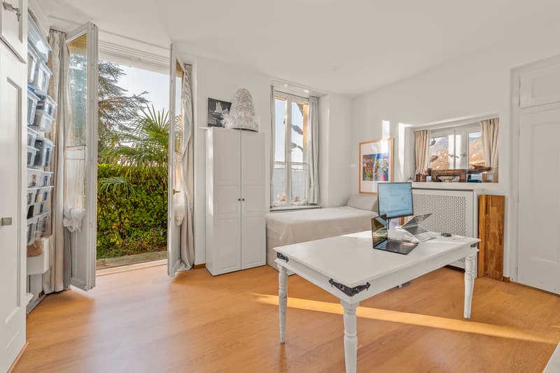 Superbe propriété située dans un quartier résidentiel calme (4)