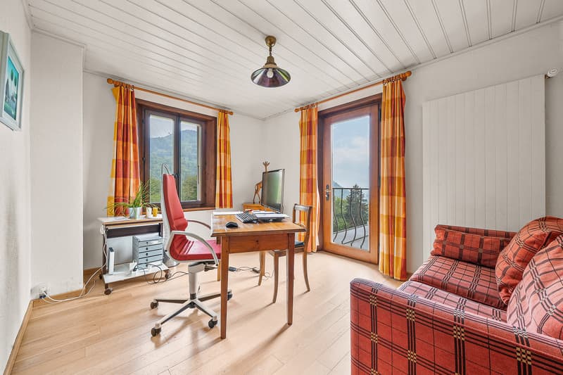 Superbe maison individuelle offrant une magnifique vue sur le lac (7)