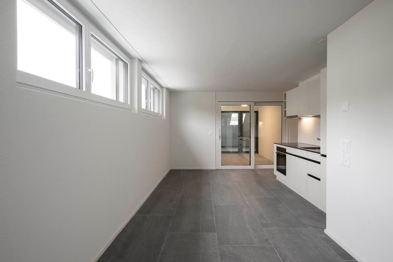 Ihr neues Zuhause in Bottenwil: 2.5-Zimmer-Wohnung mit privater Loggia (3)