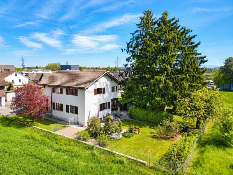 Ruhe, Weite, Privatsphäre – charmantes Einfamilienhaus im Grünen (3)