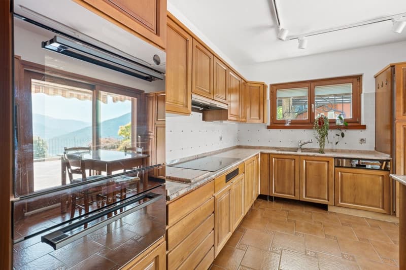 Rovio – Beautiful Detached House with Lake View and Outstanding Development Potential (8)