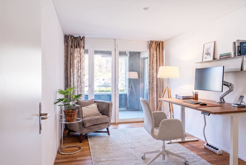 Ruhig und schön gelegene 4.5-Zimmer-Wohnung mit Weitsicht (7)