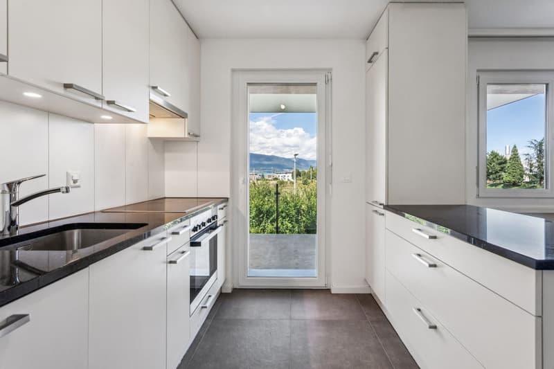 Estavayer-le-Lac - 4.5 pièces rénové avec terrasse et vue lac (4)
