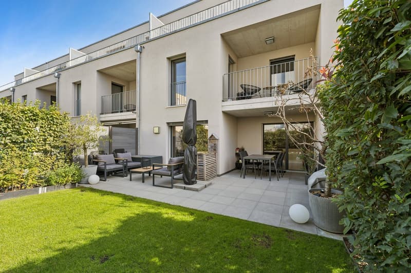 Townhouse contemporaine de 6.5 pièces à Sugiez (1)