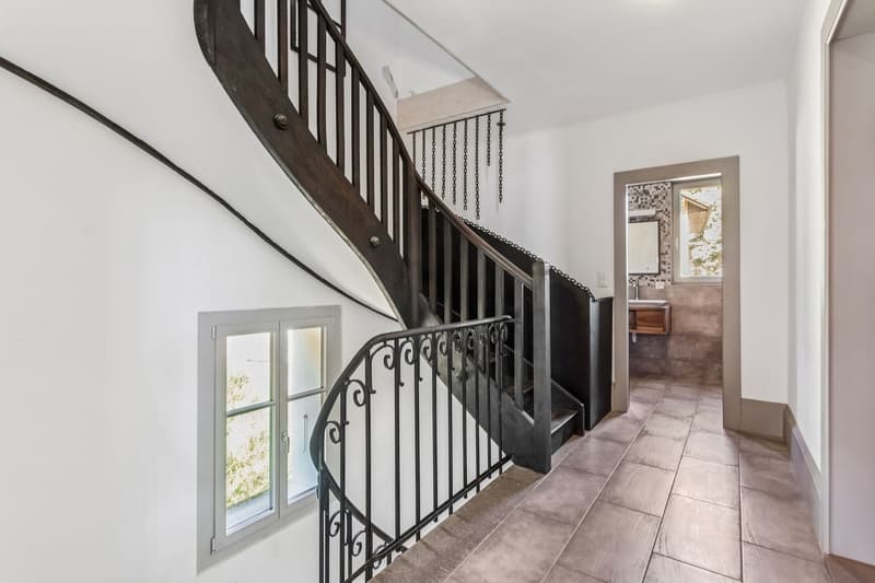 Maison individuelle 6.5 pièces rénovée avec soin (4)