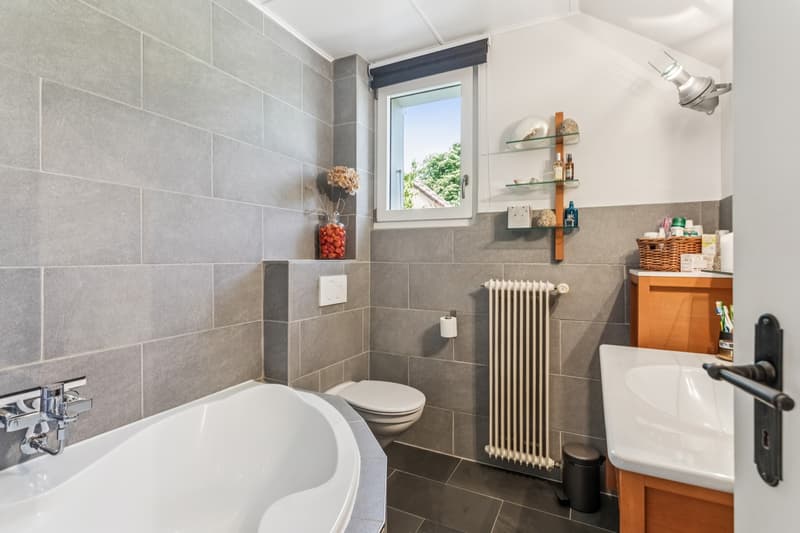 Villa individuelle sur terrain de 2'915 m², gains solaires importants (6)