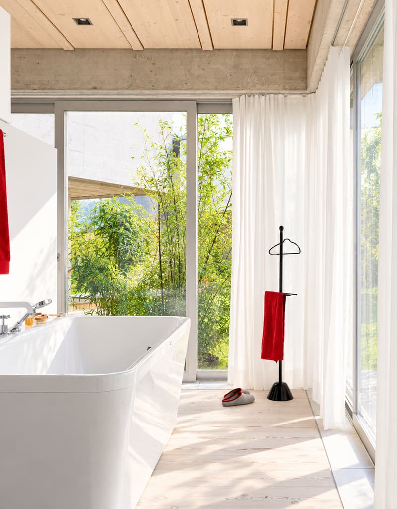 Badezimmer mit freistehender Badewanne | Bagno con vasca da bagno freestanding