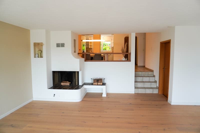 5½ Zimmer Einfamilienhaus mit Garten und Weitsicht (3)