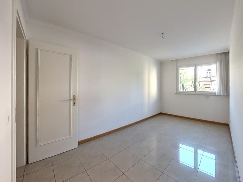 Appartamento 4½ locali con 3 balconi a Locarno (8)