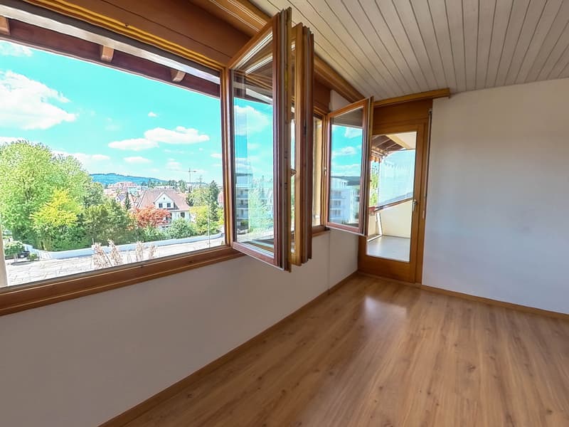 Zentral wohnen in Wohlen: Helle 3½-Zimmer-Wohnung mit Balkon (4)