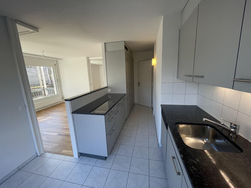 Familienfreundliche 5-Zimmerwohnung in Gümligen (3)