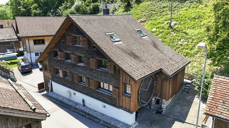 Altbau-Charme trifft modernen Komfort (24)