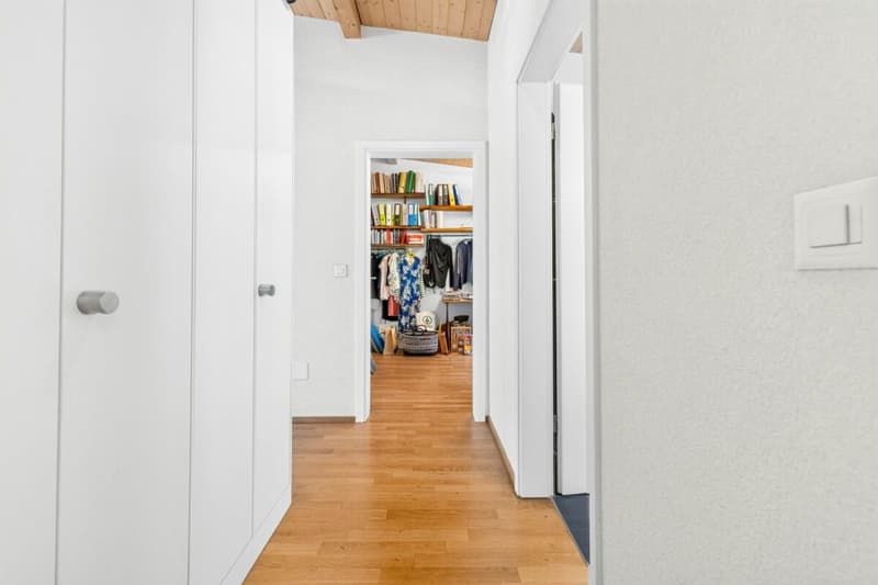 Wohnen über dem Walensee - Sonnige 3½-Zimmer-Dachwohnung mit Panoramablick (12)