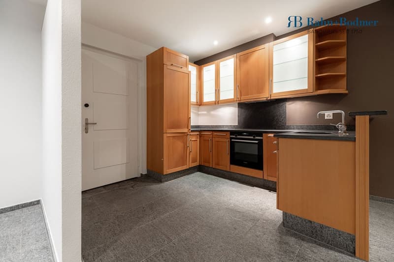 Esclusiva casa unifamiliare sul Zürichberg con privacy, vista panoramica e dependance separata. (12)