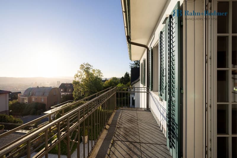 Esclusiva casa unifamiliare sul Zürichberg con privacy, vista panoramica e dependance separata. (17)
