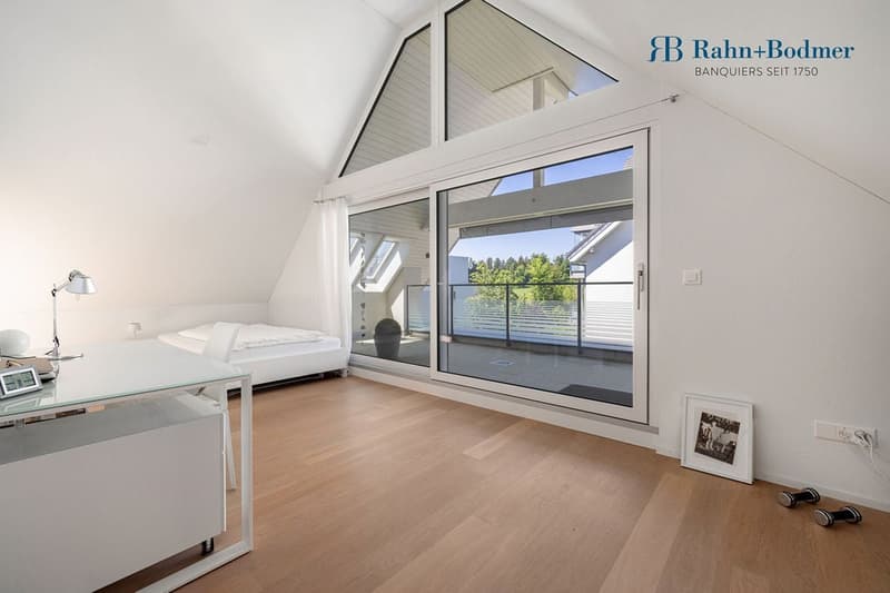 Moderne 4½-Zimmer-Wohnung an sonniger Hanglage (7)