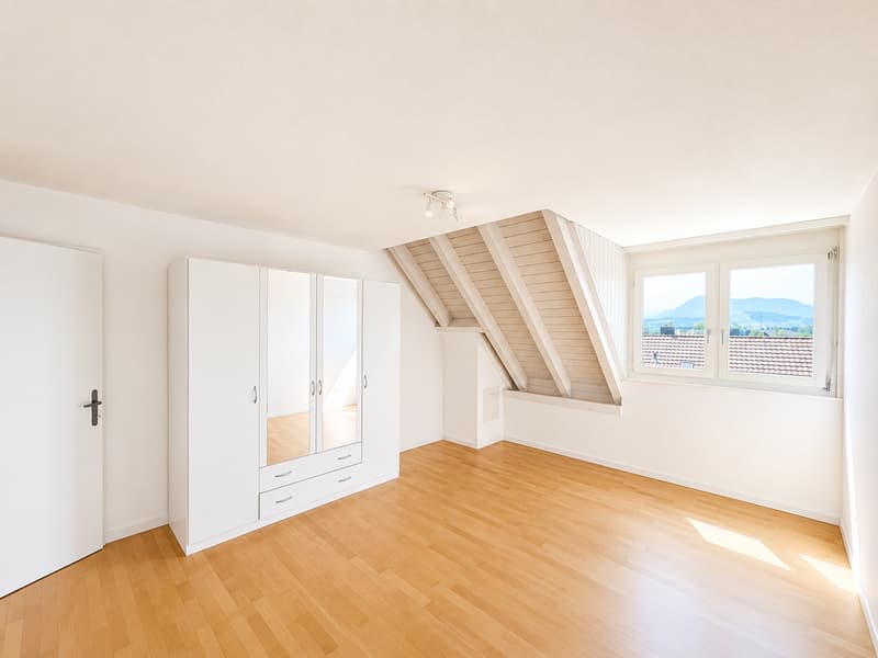 Maisonette-Wohntraum mit Galerie und Bergsicht in Abtwil (4)