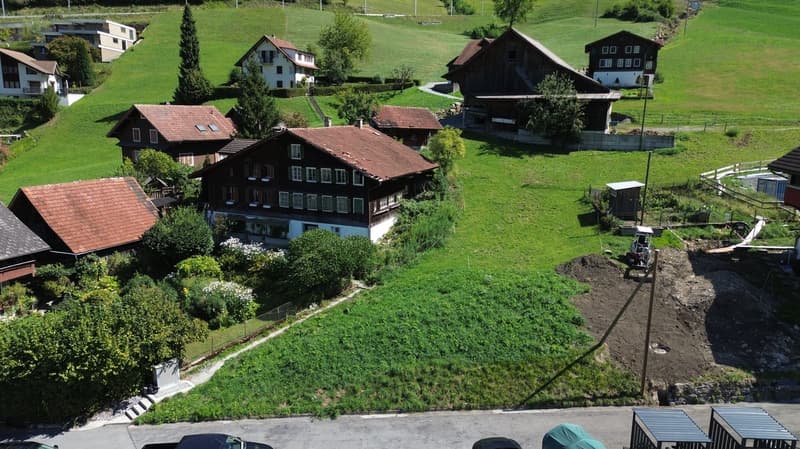 Entwicklungsgrundstück in attraktiver Lage in Giswil (2)