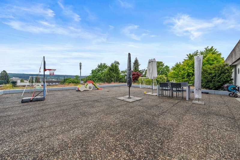Bellach: 5.5-Zimmer-Terrassenhaus, 200 m² Terrasse, renoviert (3)