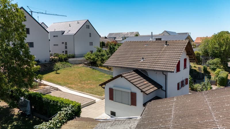 4.5-Zimmer-Einfamilienhaus mit Doppelgarage in Oberbipp kaufen (2)