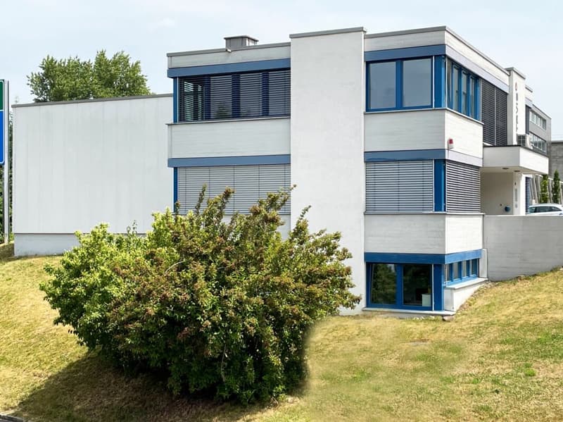 Attraktive Büro- und Gewerberäume in Altendorf - flexibel, hell und preiswert (8)