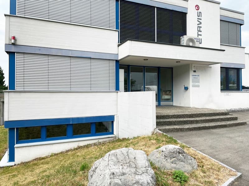 Attraktive Büro- und Gewerberäume in Altendorf - flexibel, hell und preiswert (5)