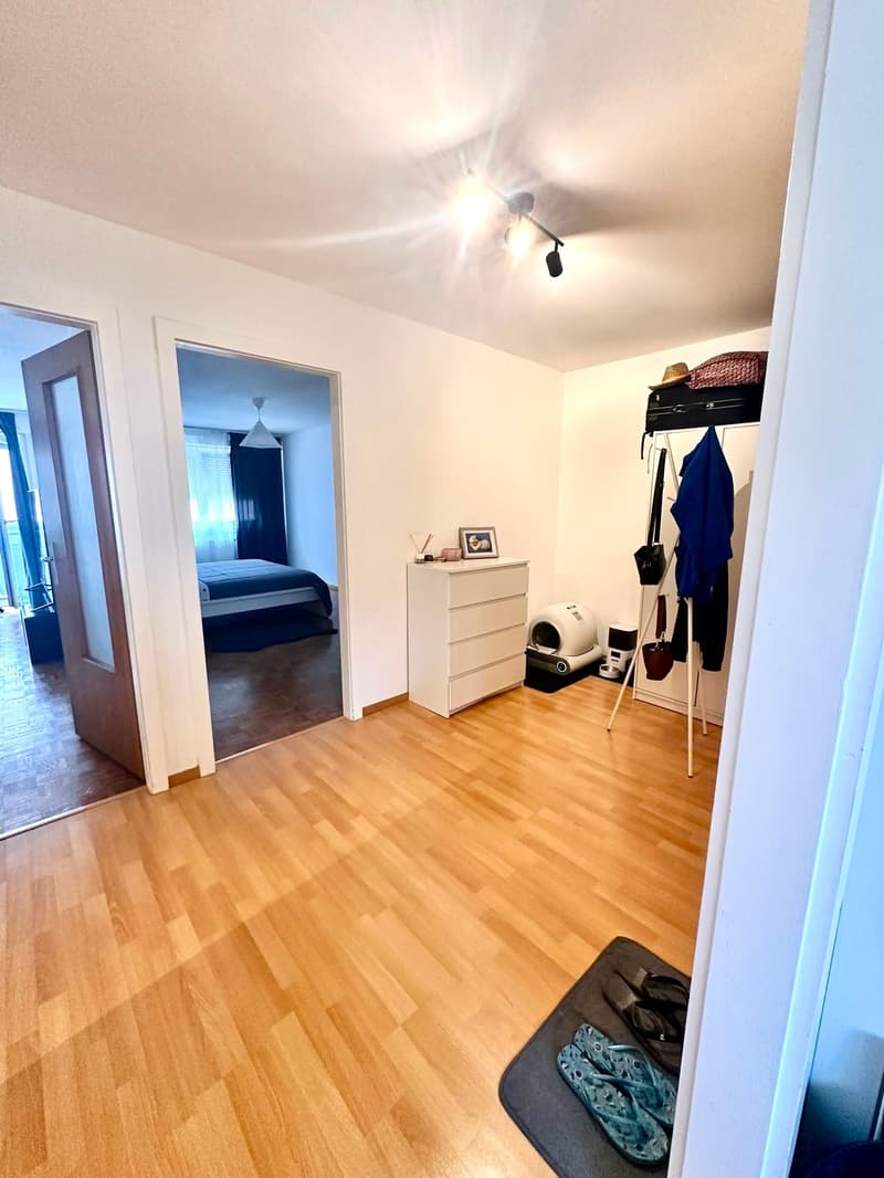 Appartement de 2.5 pièces avec balcon au centre d'Orbe (5)